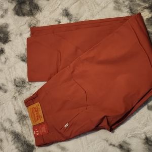 Levi 511 Slim J eans size 33x32